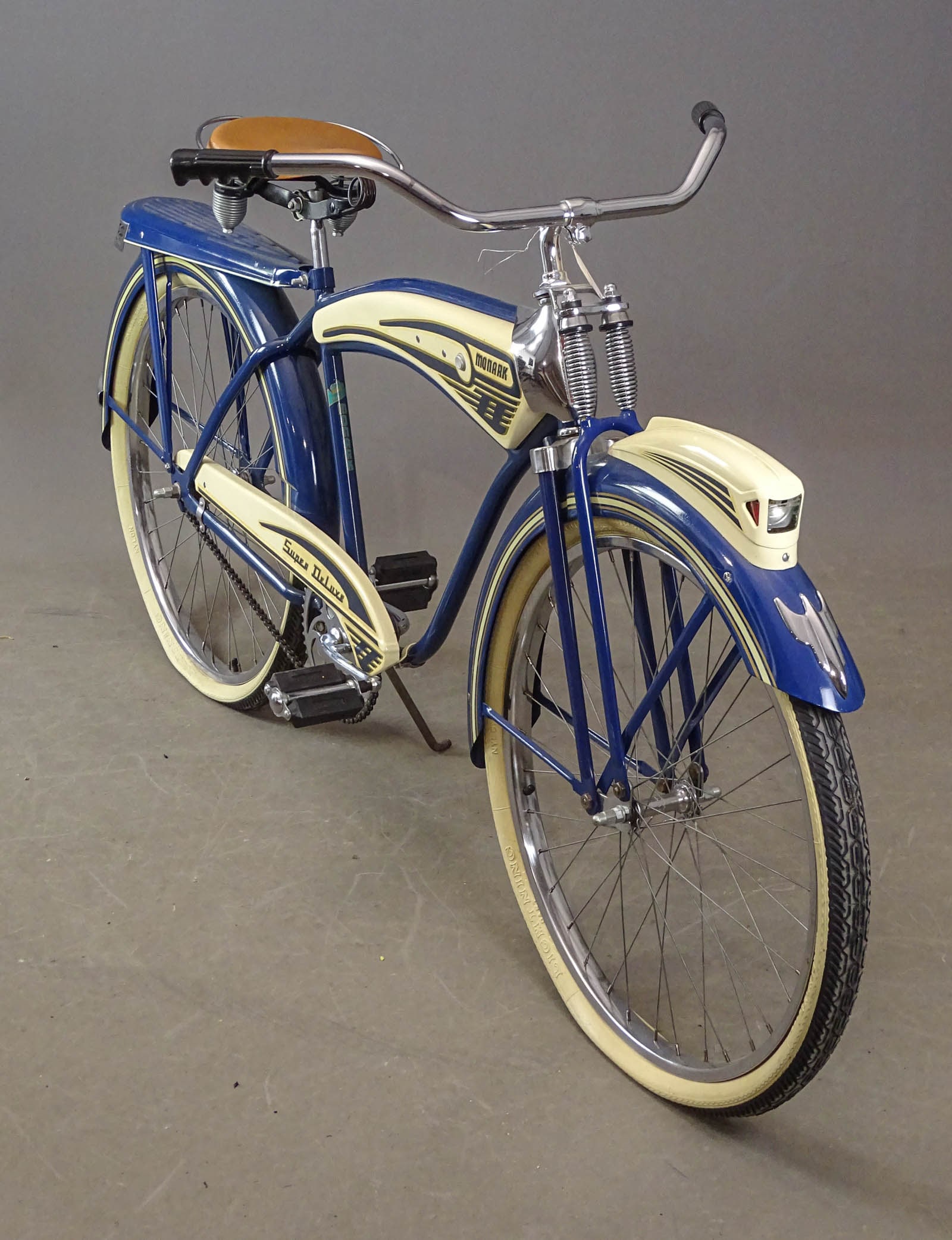 Monark Super Deluxe Bicycle - 7