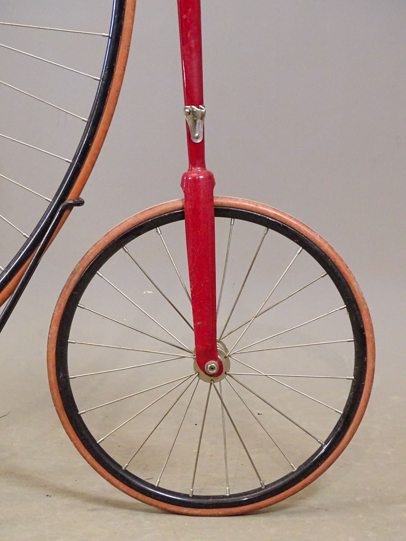 Victory High Wheel Bicycle - 2