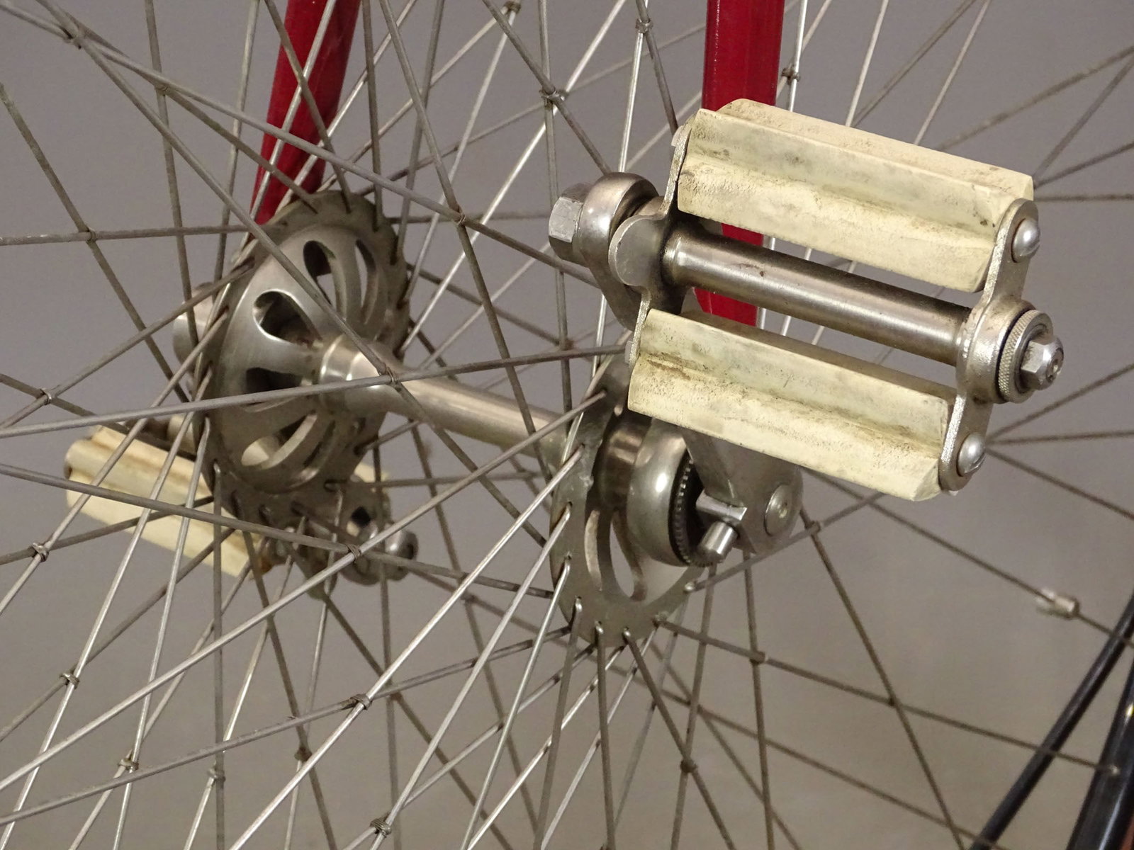 Victory High Wheel Bicycle - 4