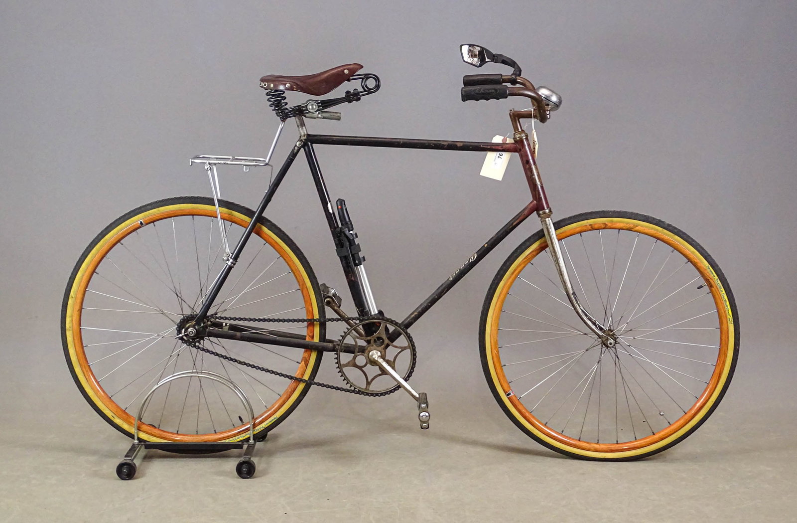 Mead Ranger Bicycle: Mead Ranger Pneumatic Safety bicycle. Lepper saddle, bell, newer pump and mirror. Good condition. Gary Sanderson Collection.
