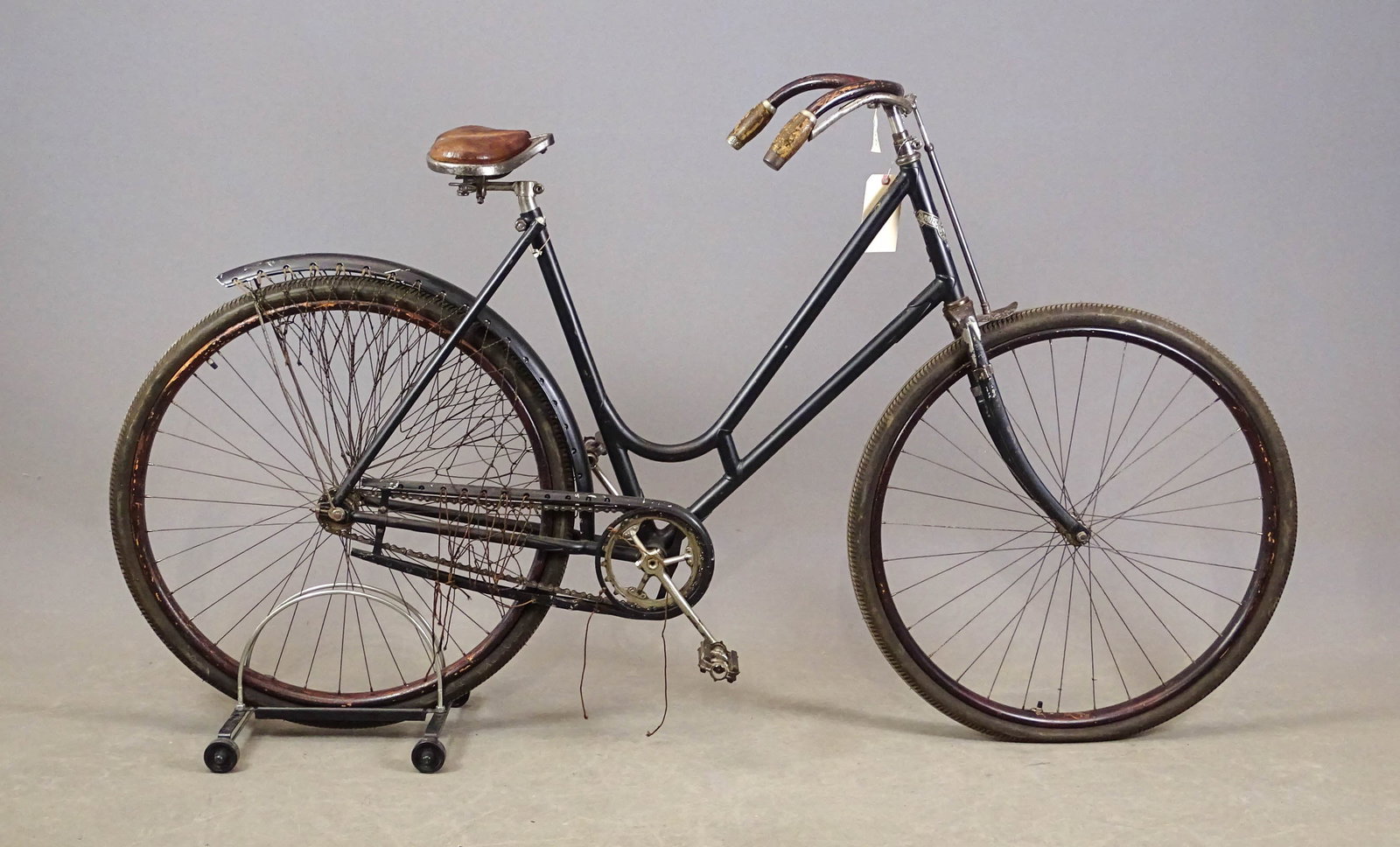 Gormully and Jeffrey Safety Bicycle (1 of 11)