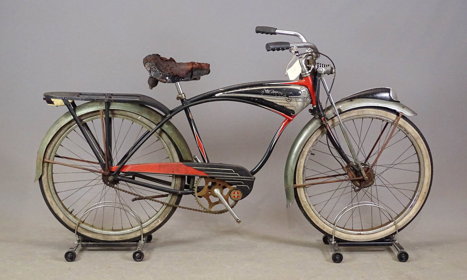 1949 Schwinn Phantom Bicycle: 1949 Schwinn Phantom balloon tire bicycle. All original with front drum brake and lever.