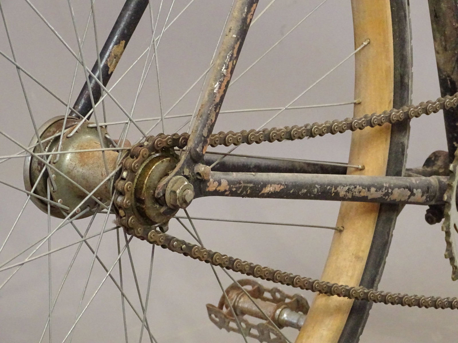 Pneumatic Safety Bicycle - 3