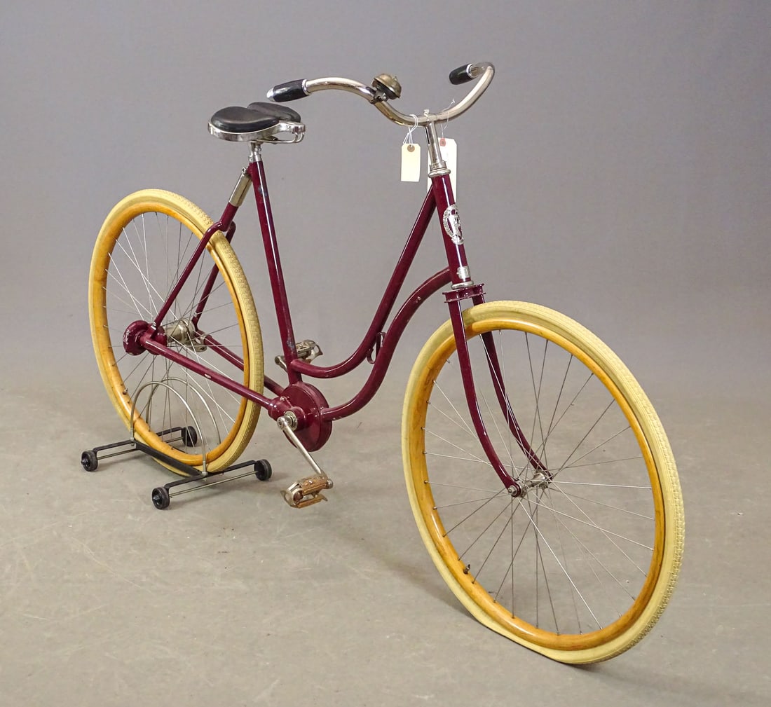 Pierce Pneumatic Safety Bicycle - 6