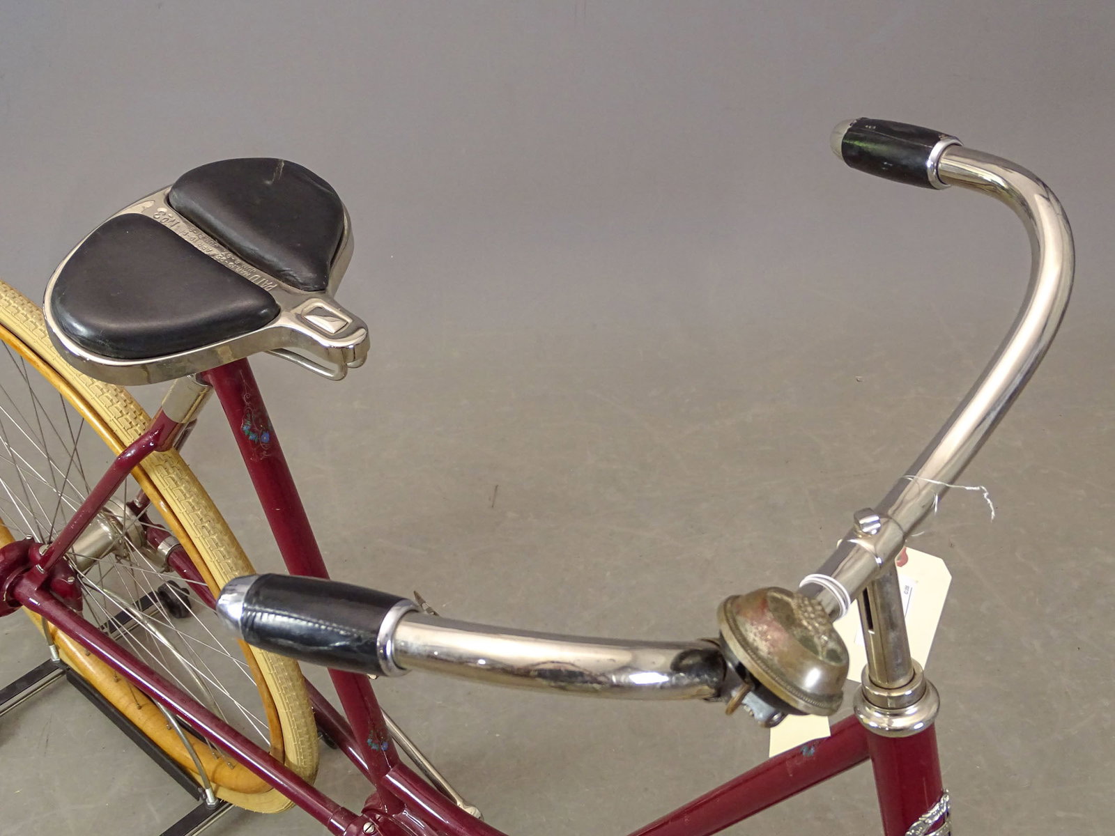 Pierce Pneumatic Safety Bicycle - 7
