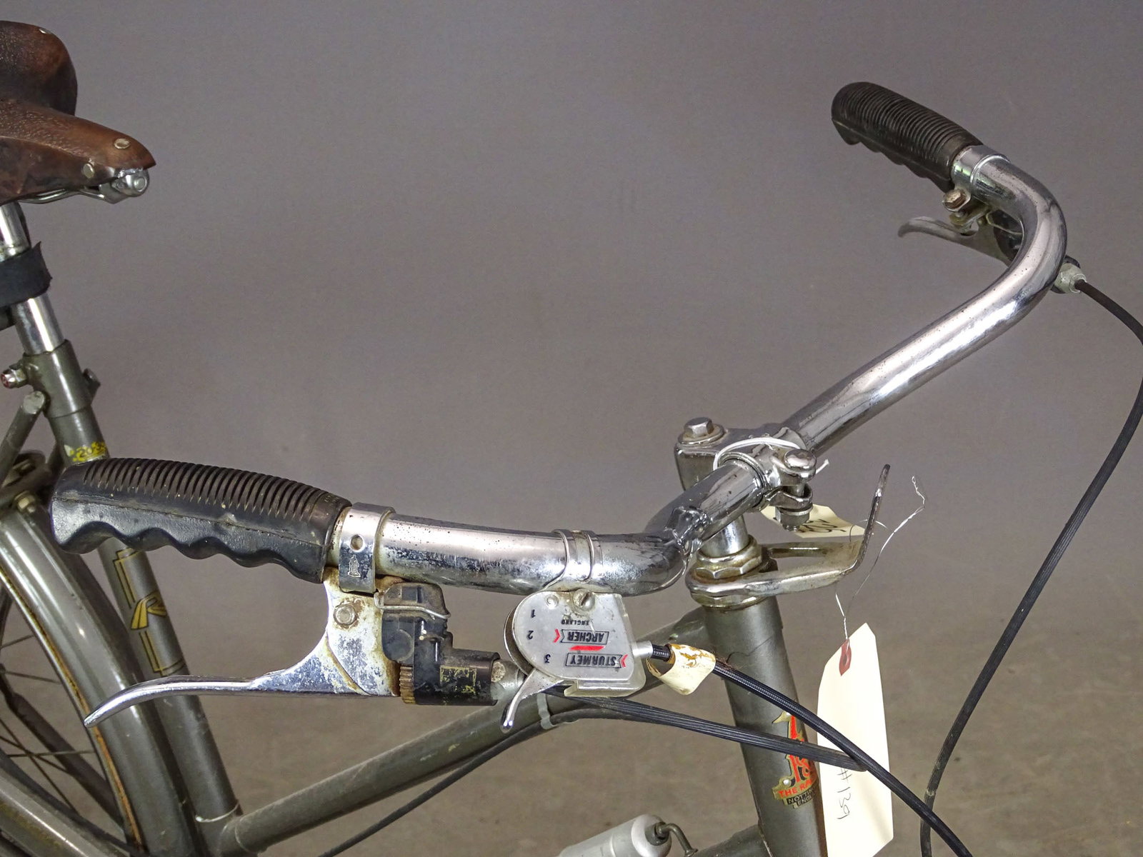 Raleigh Mixte Frame Bicycle - 5
