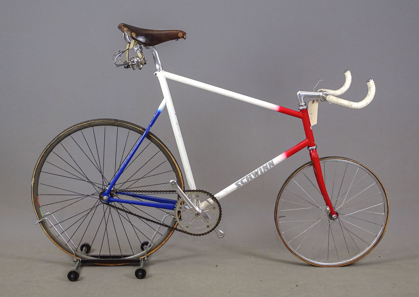 Schwinn Paramount Time Trial Bicycle: Schwinn Paramount Time Trial Team racing bicycle. 24" frame. Campy crankset. Good condition. Mark Mattei Collection.