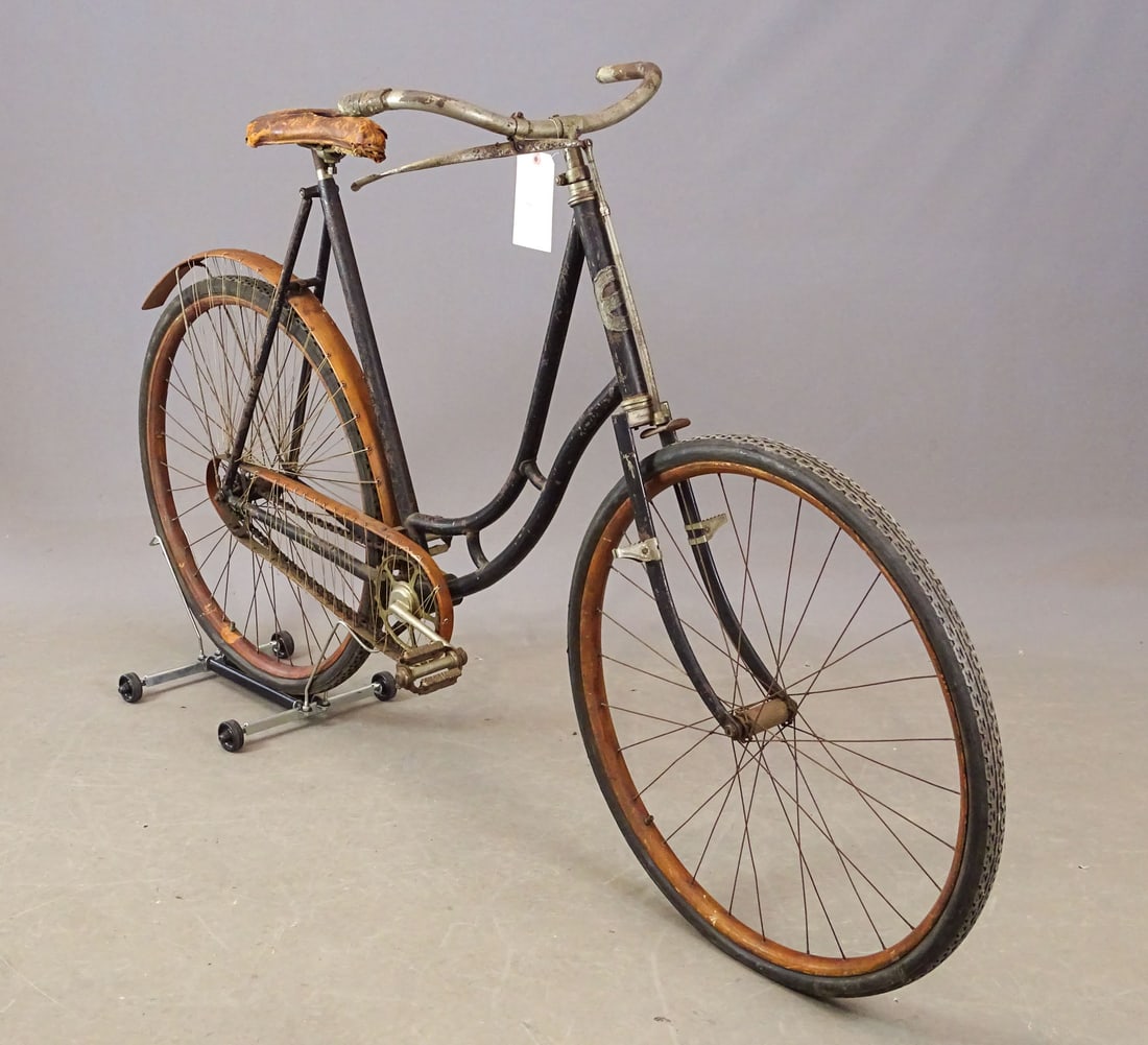 Columbia Model 16 Bicycle - 4