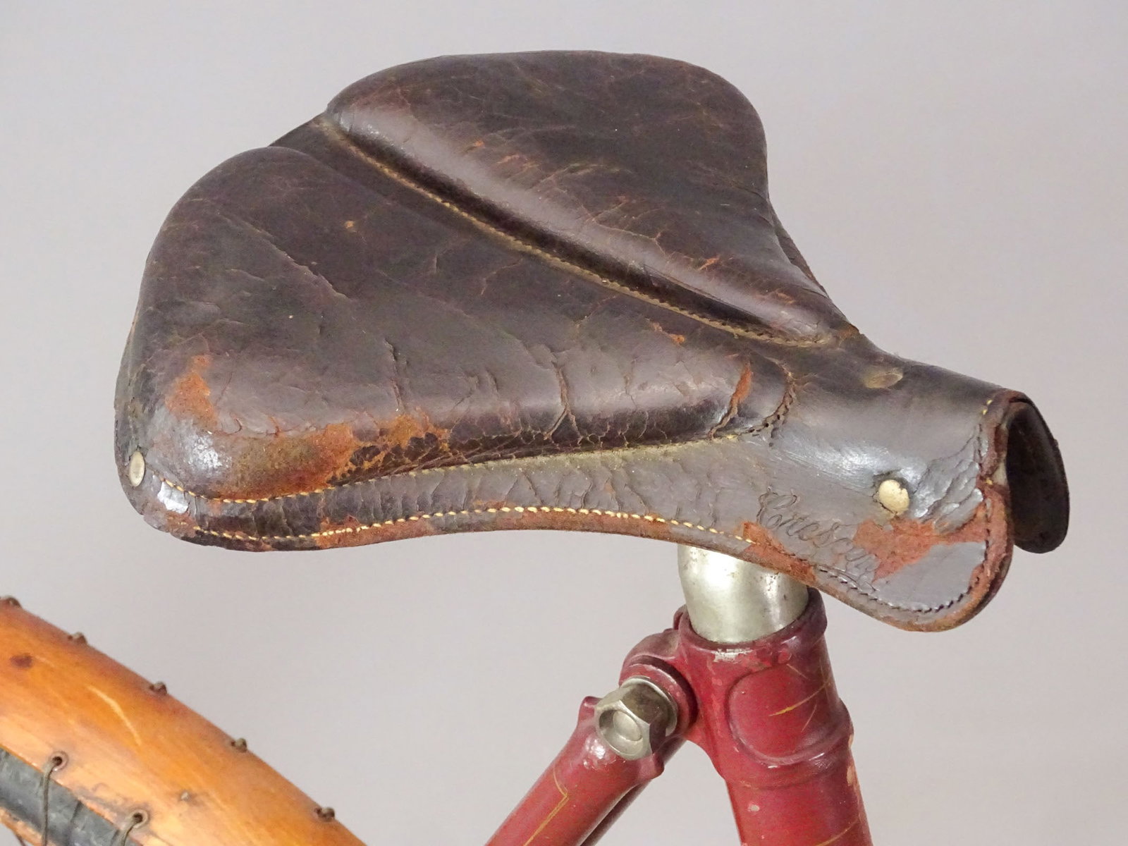 Crescent Pneumatic Safety Bicycle - 8