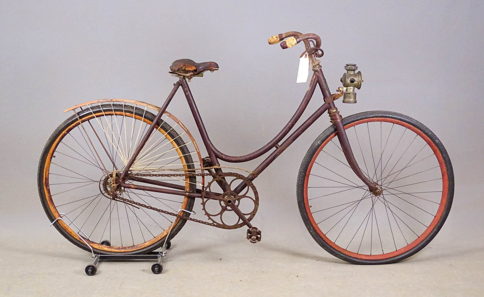 Lovell Diamond Pneumatic Safety Bicycle: Lovell Diamond Pneumatic Safety bicycle. Barn find condition. Front lamp. 22" frame. Mark Mattei Collection.