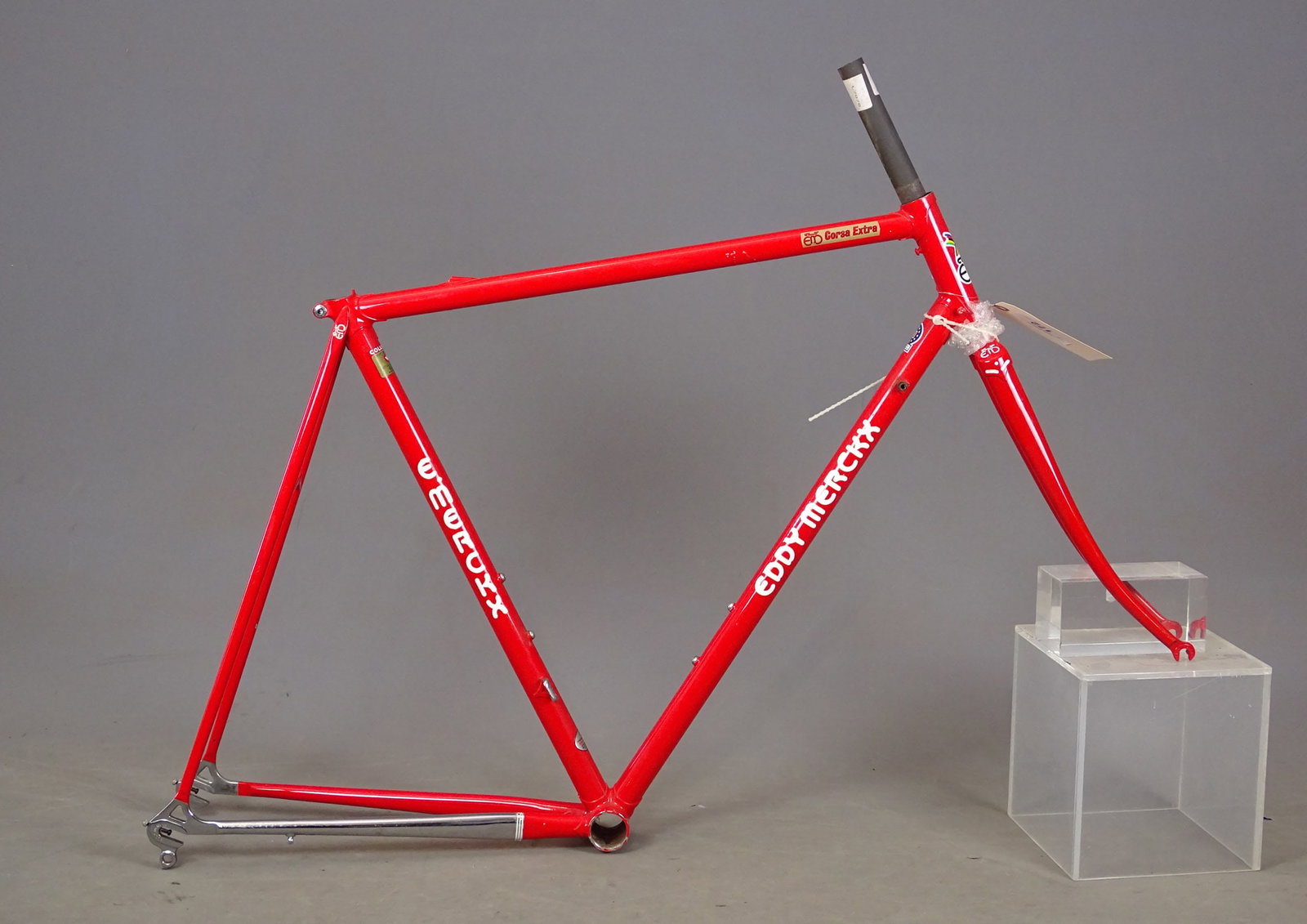 Eddie Merckx Frame Set: Eddie Merckx Corsa Extra frame set. 23" frame. Good condition. Mark Mattei Collection.