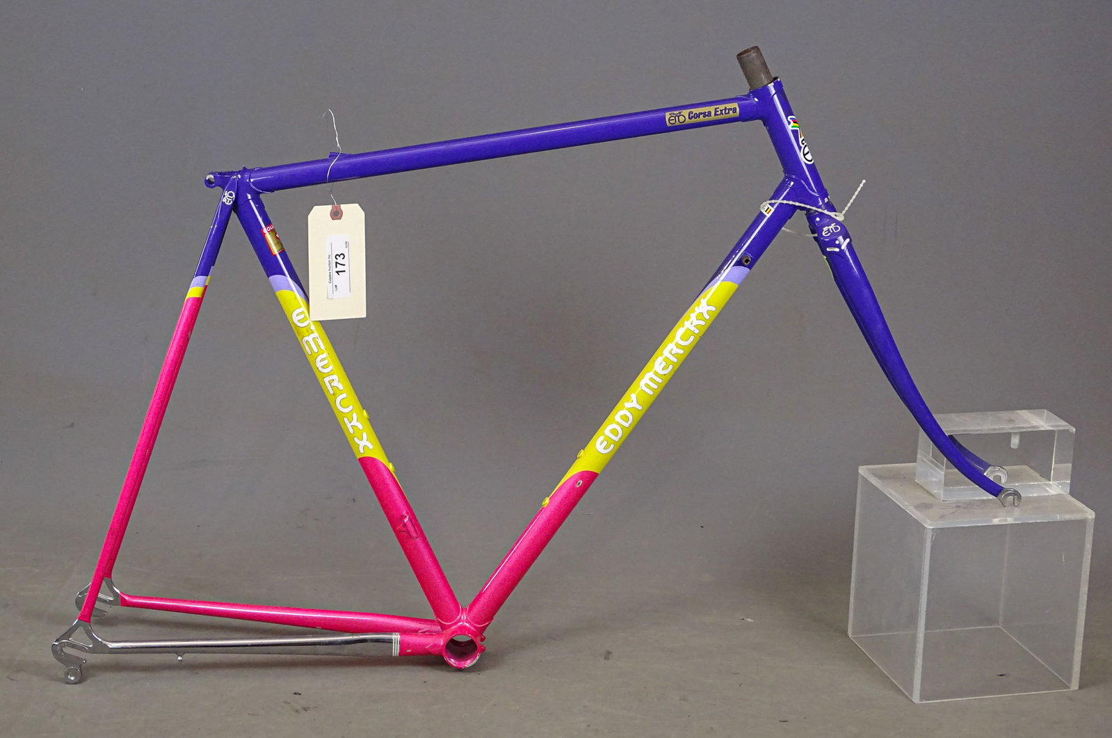 Eddie Merckx Frame Set: Eddie Merckx Corsa Extra frame set. 22" frame. Good condition. Mark Mattei Collection.