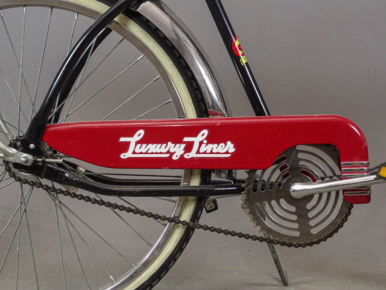 Roadmaster Luxury Liner Bicycle - 2