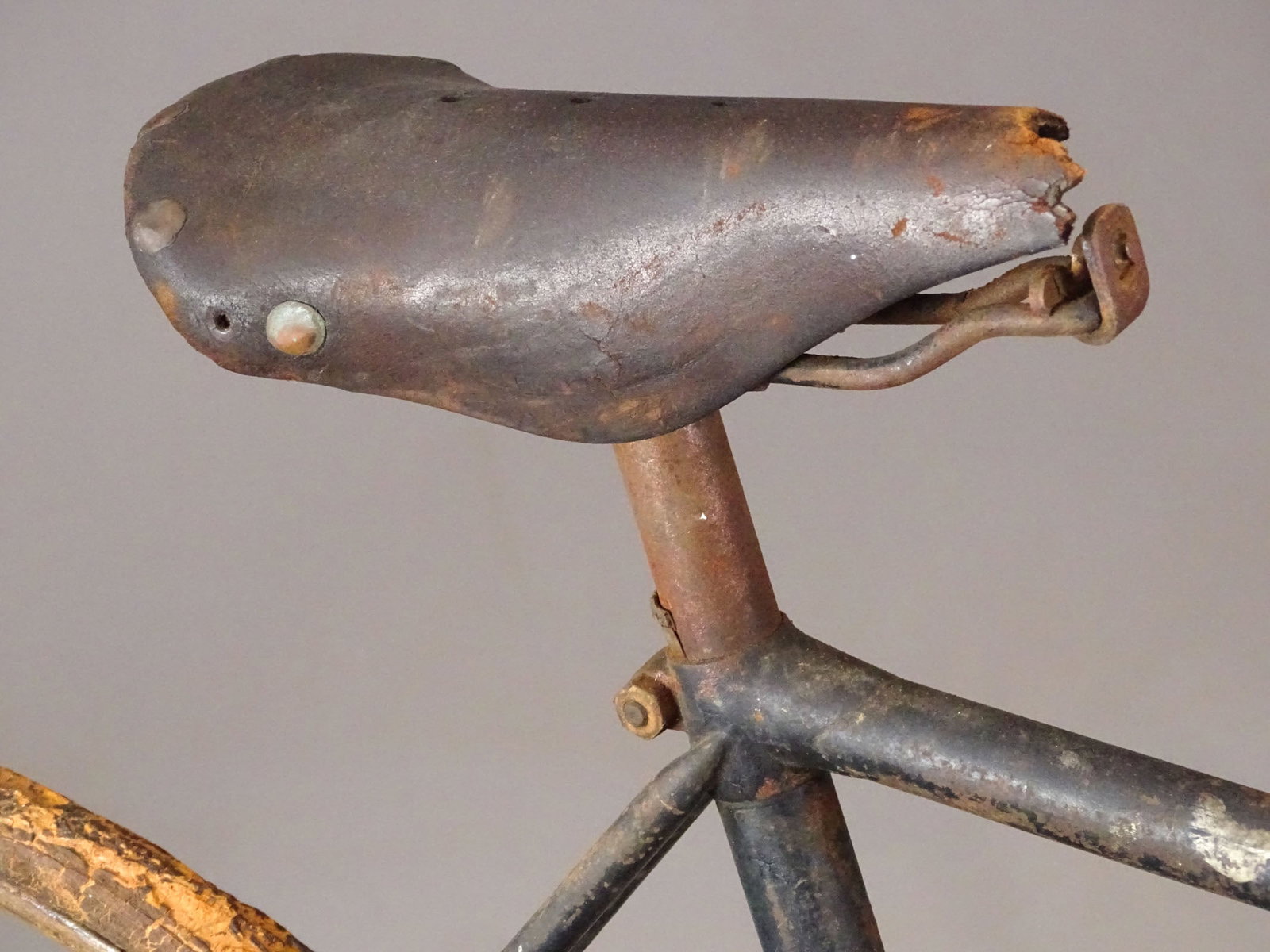 Pneumatic Safety Bicycle - 7