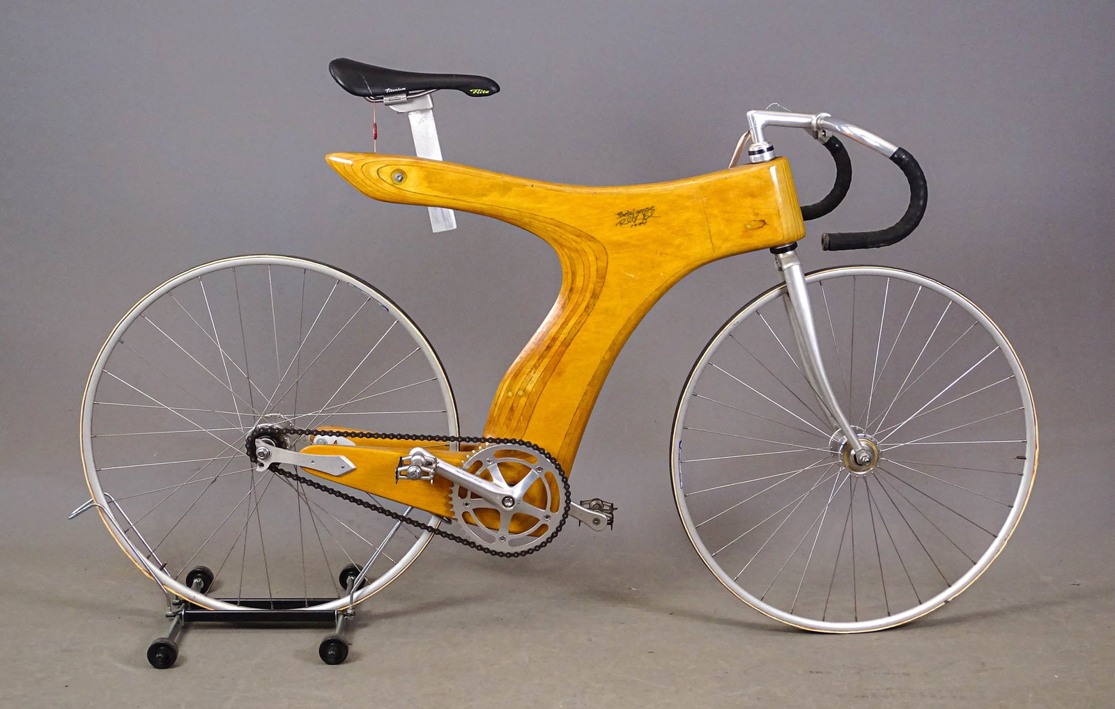 Betelgeuse Bicycle (1 of 13)