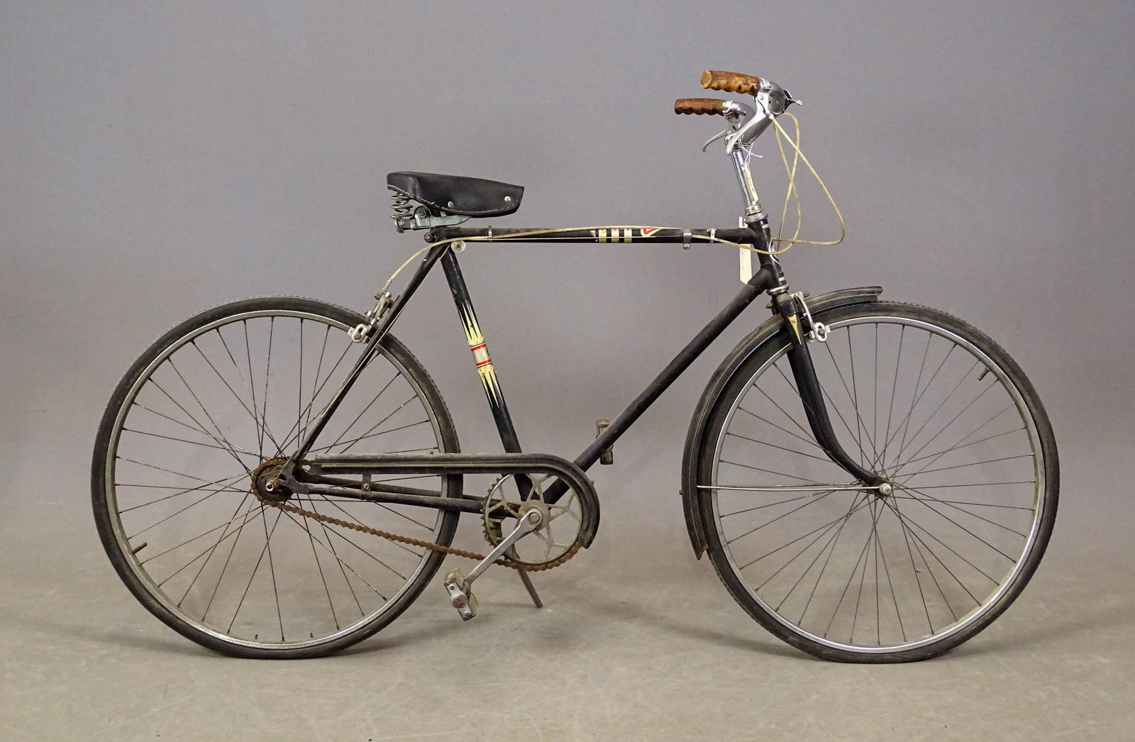 Puch Men's Bicycle: Puch: a man's bicycle made in Austria and probably sold in Sears, Roebuck stores in the USA in the 1890s and 1960s. Complete. Gary Sanderson Collection.