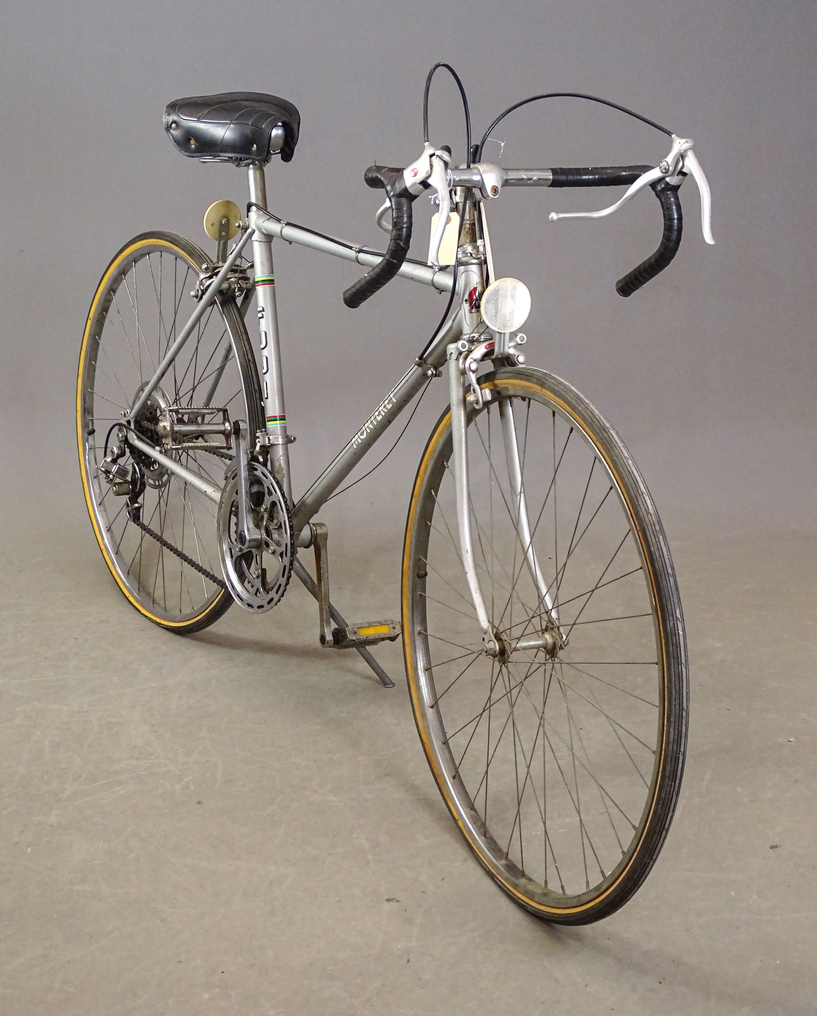Fuji Monterey Bicycle - 4