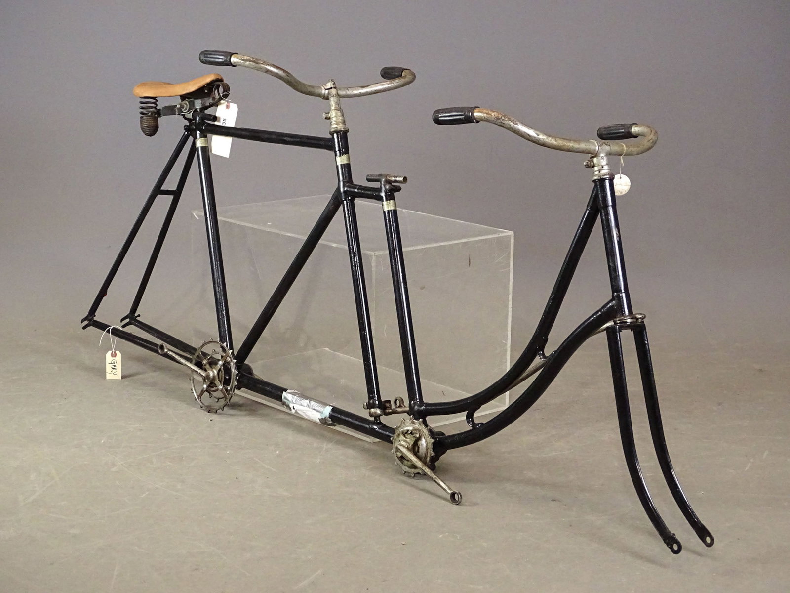 Pneumatic Safety Tandem Frame - 4