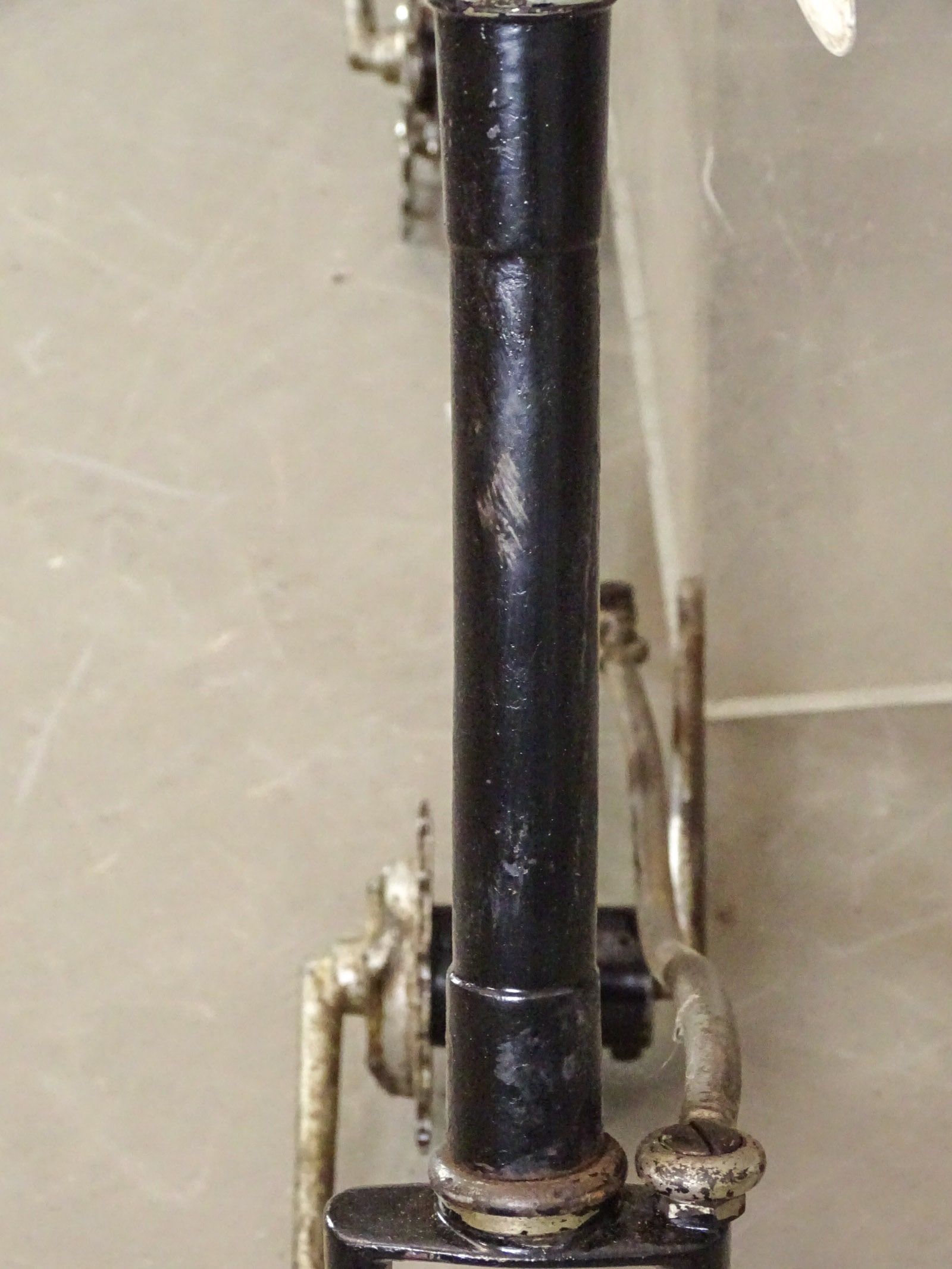Pneumatic Safety Tandem Frame - 8