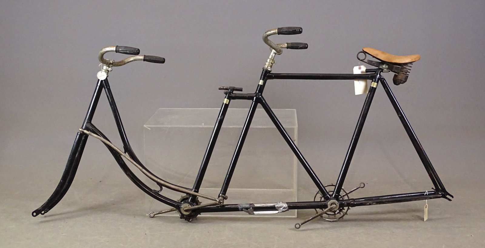Pneumatic Safety Tandem Frame - 9