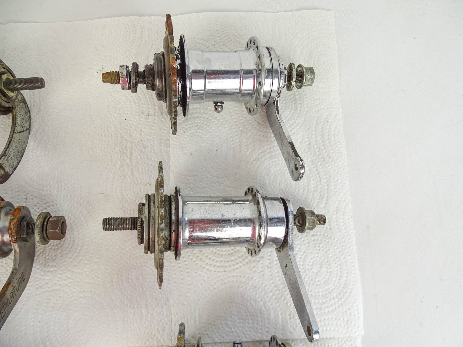 Lot (10) Bicycle Hubs - 4