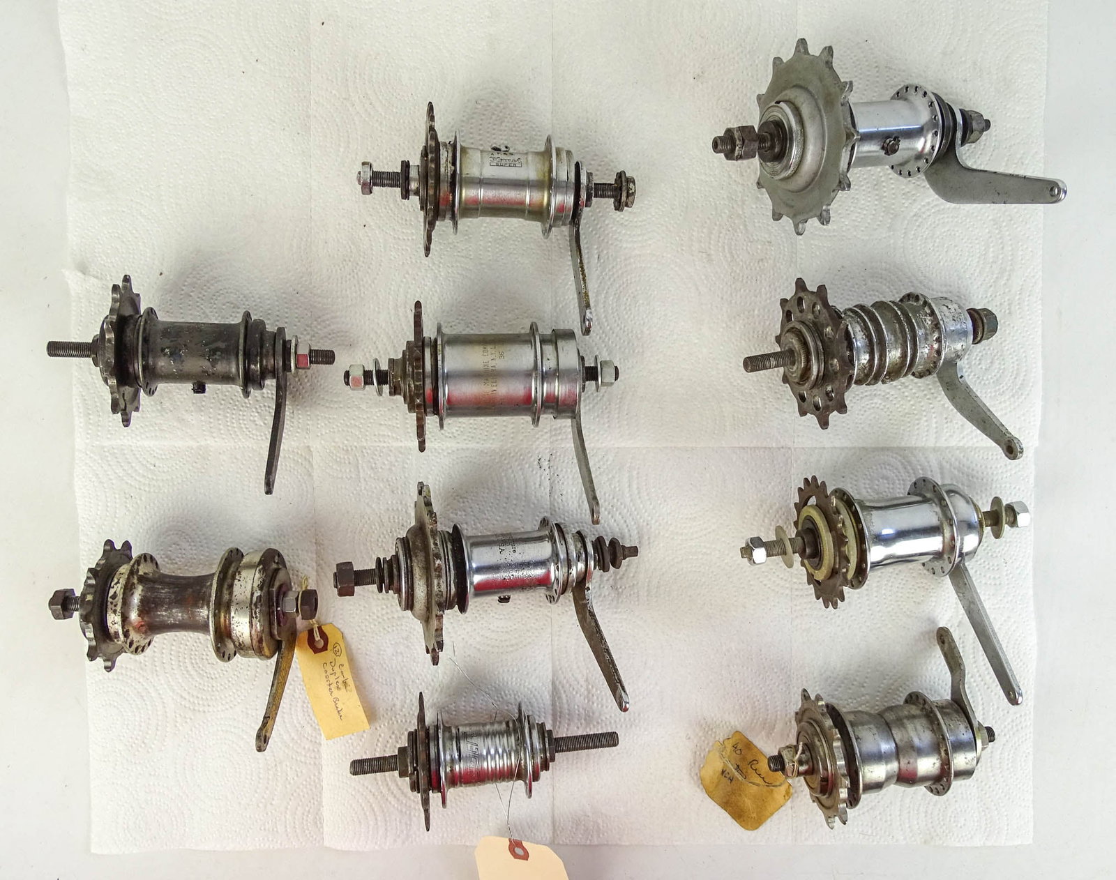 Lot (10) Bicycle Hubs (1 of 6)