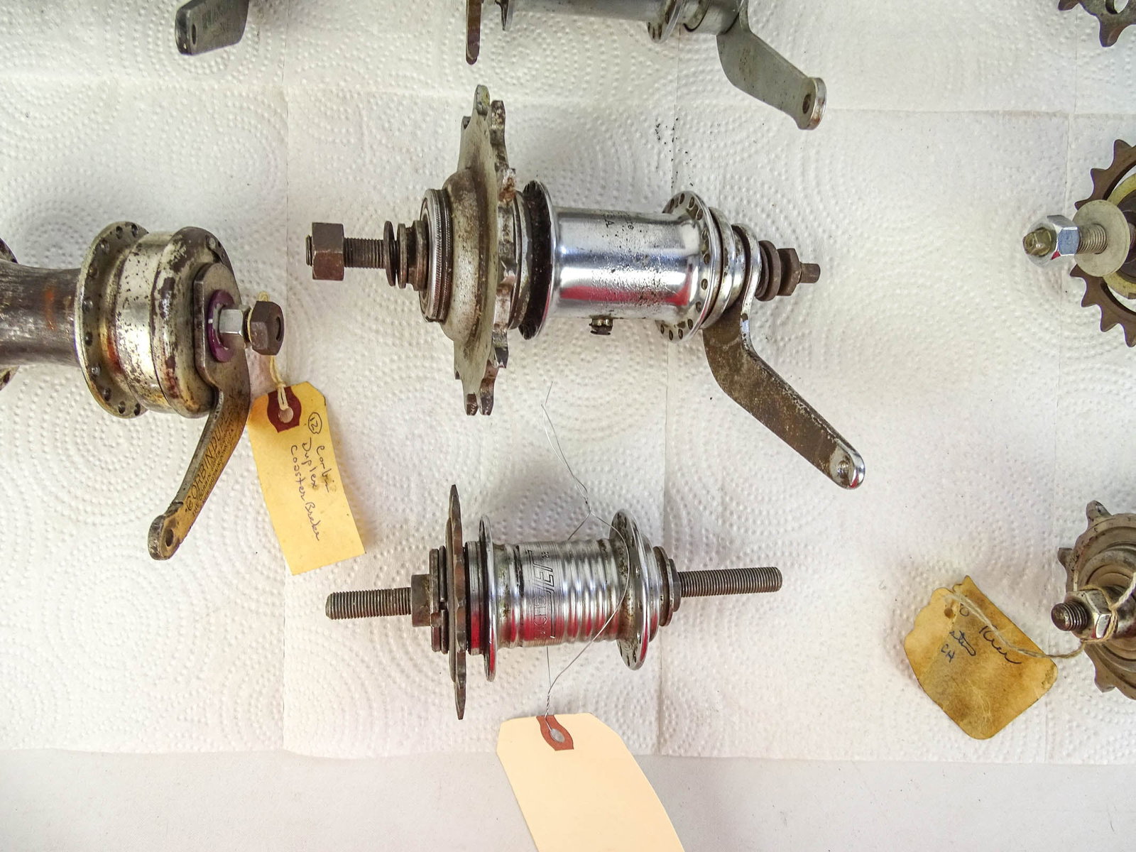 Lot (10) Bicycle Hubs - 6