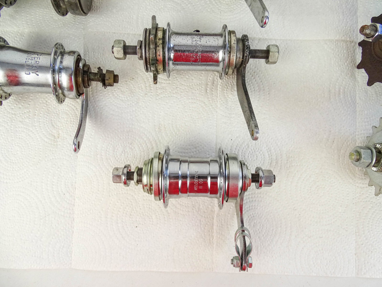 Lot (10) Bicycle Hubs - 6