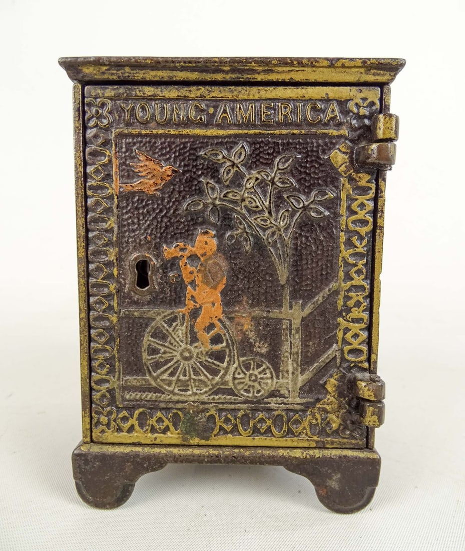 Cast Iron Safe Bank (1 of 4)