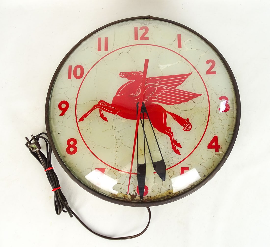 Mobil Wall Clock (1 of 5)