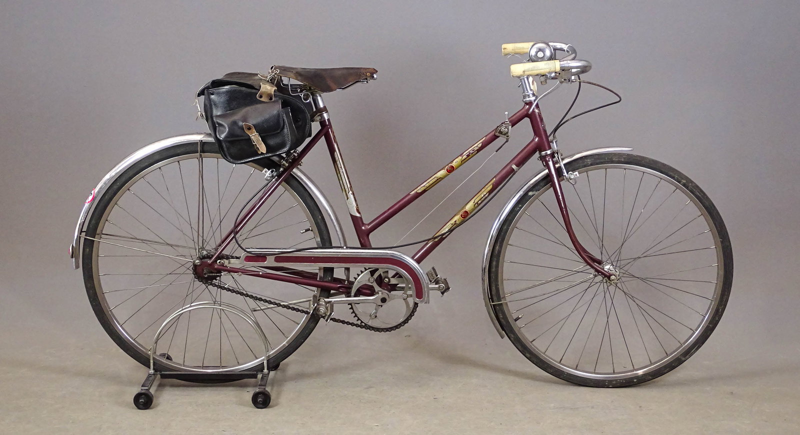 Schwinn Continental Bicycle: Schwinn "Continental" Three speed. Original Sturmey Archer AW hub date stamped 1949! Nice stainless steel rims. Very original paint and decals. Good condition. Glenn Eames Collection Burlington Vermon