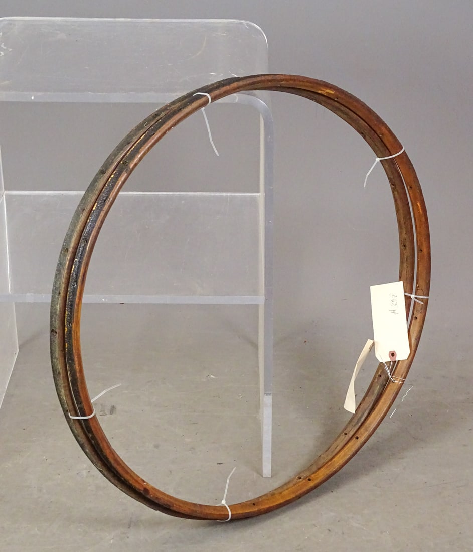 Pair Wooden Rims: Pair of TOC wooden rims. 28". Good condition.