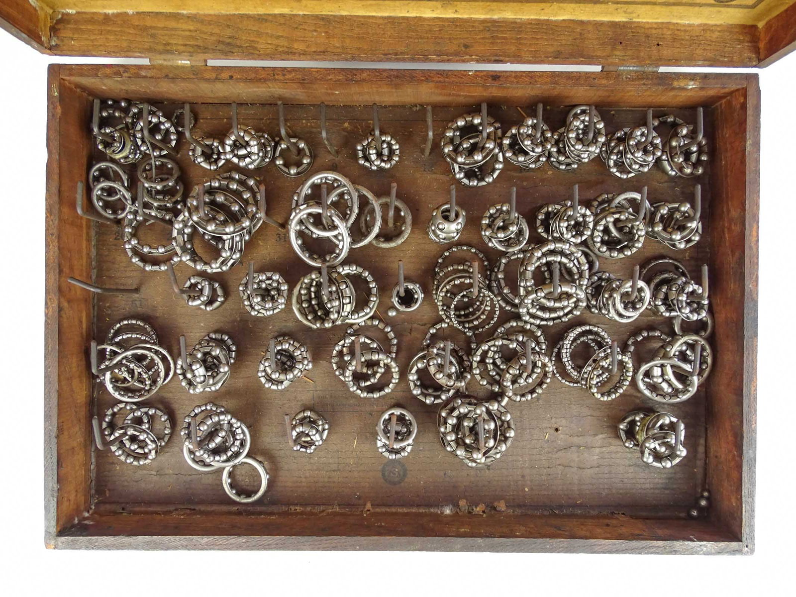 Star Bearing Cabinet - 3