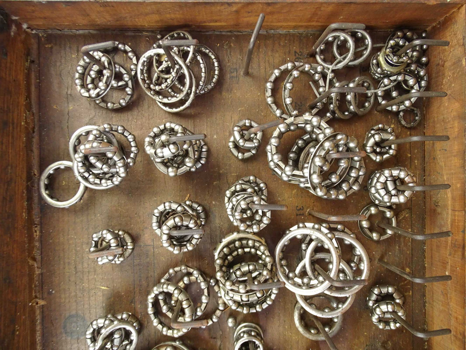 Star Bearing Cabinet - 4