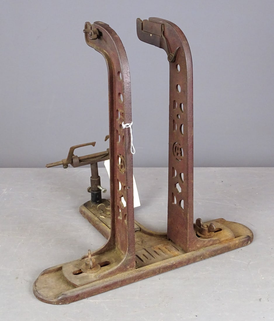 Bench Truing Stand - 3
