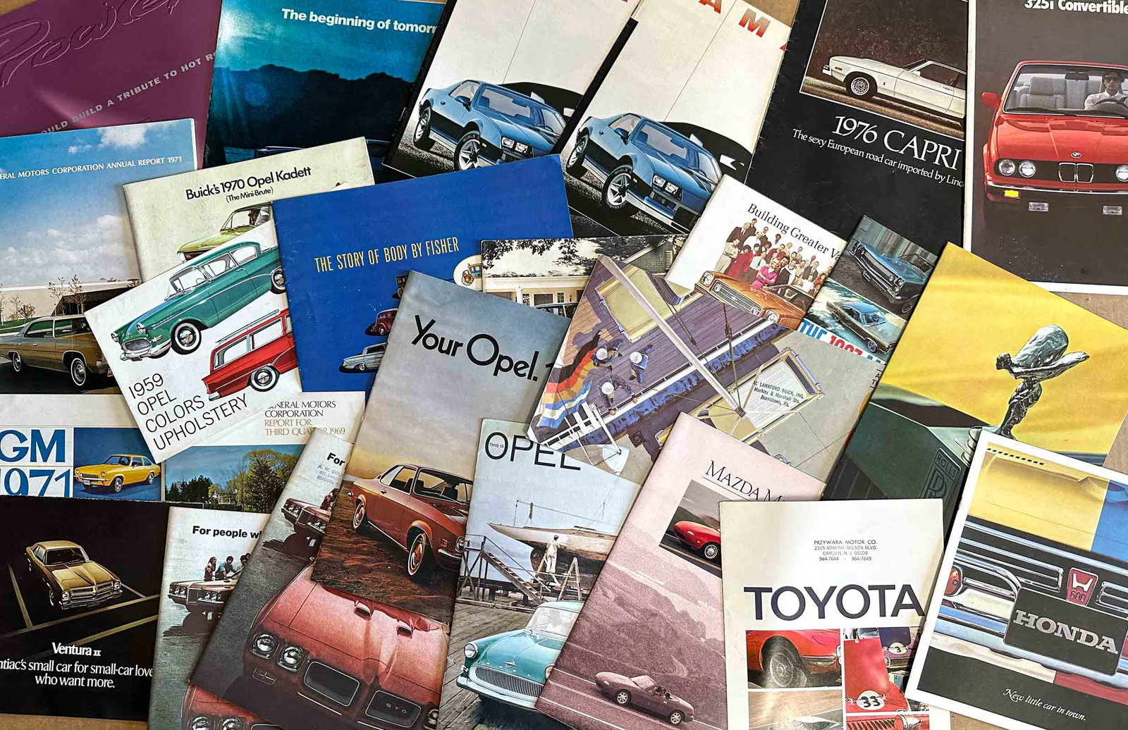 Brochures Lot: Lot heavy lot of 1960's and later, US and Import brochures, weight 32 pounds.