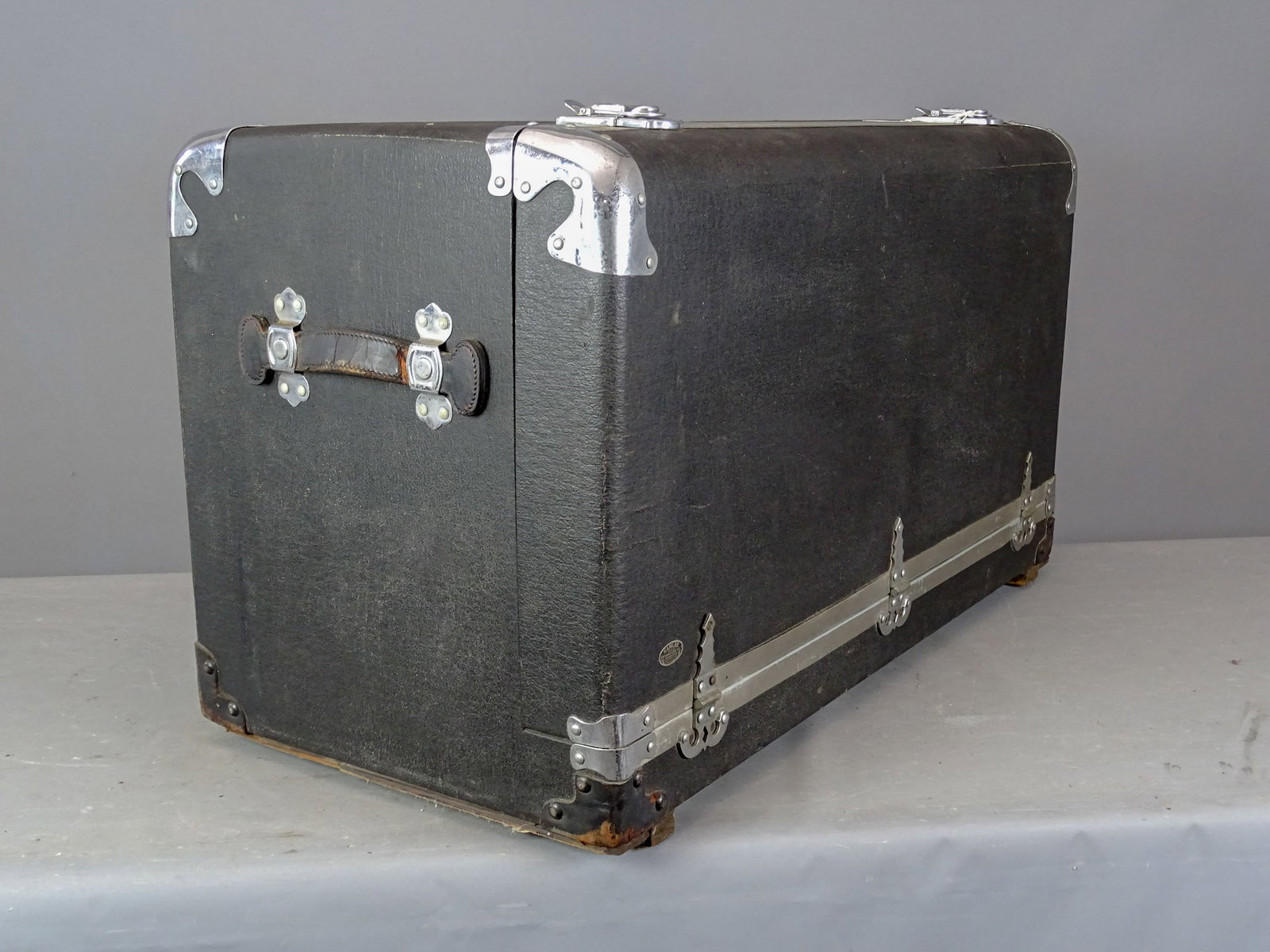 Automobile Trunk - 4