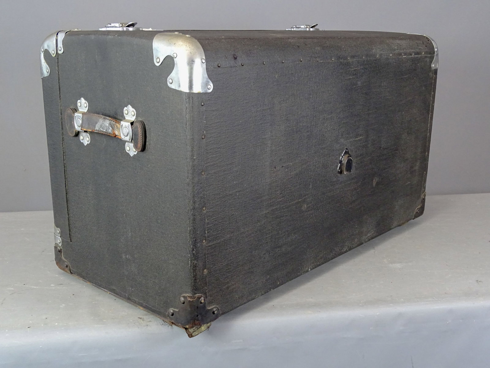 Automobile Trunk - 5
