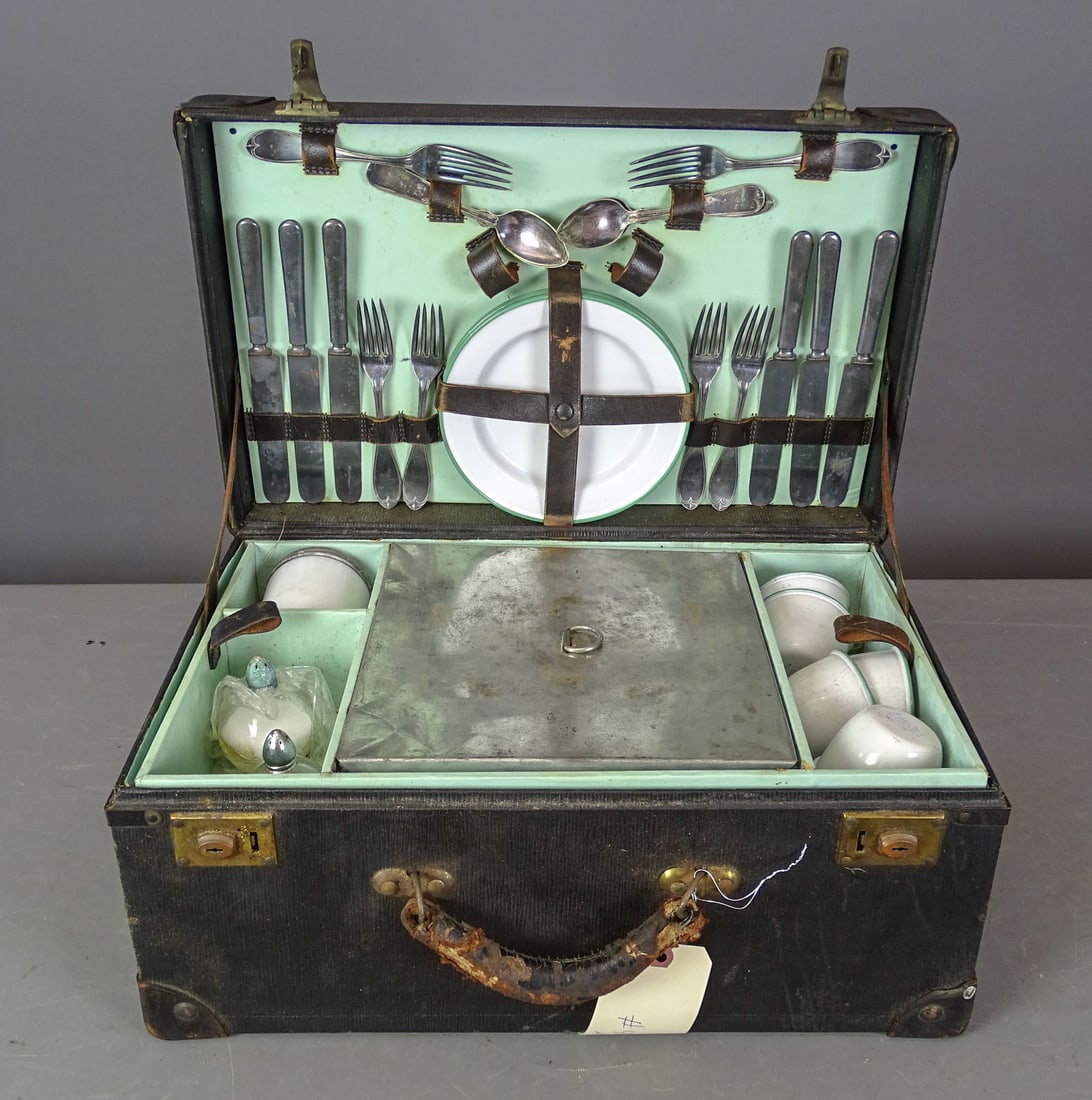 Early Picnic Kit: Early 6 person automobile picnic kit. 19 1/2" x 12" x 9" Ht.. Good condition.