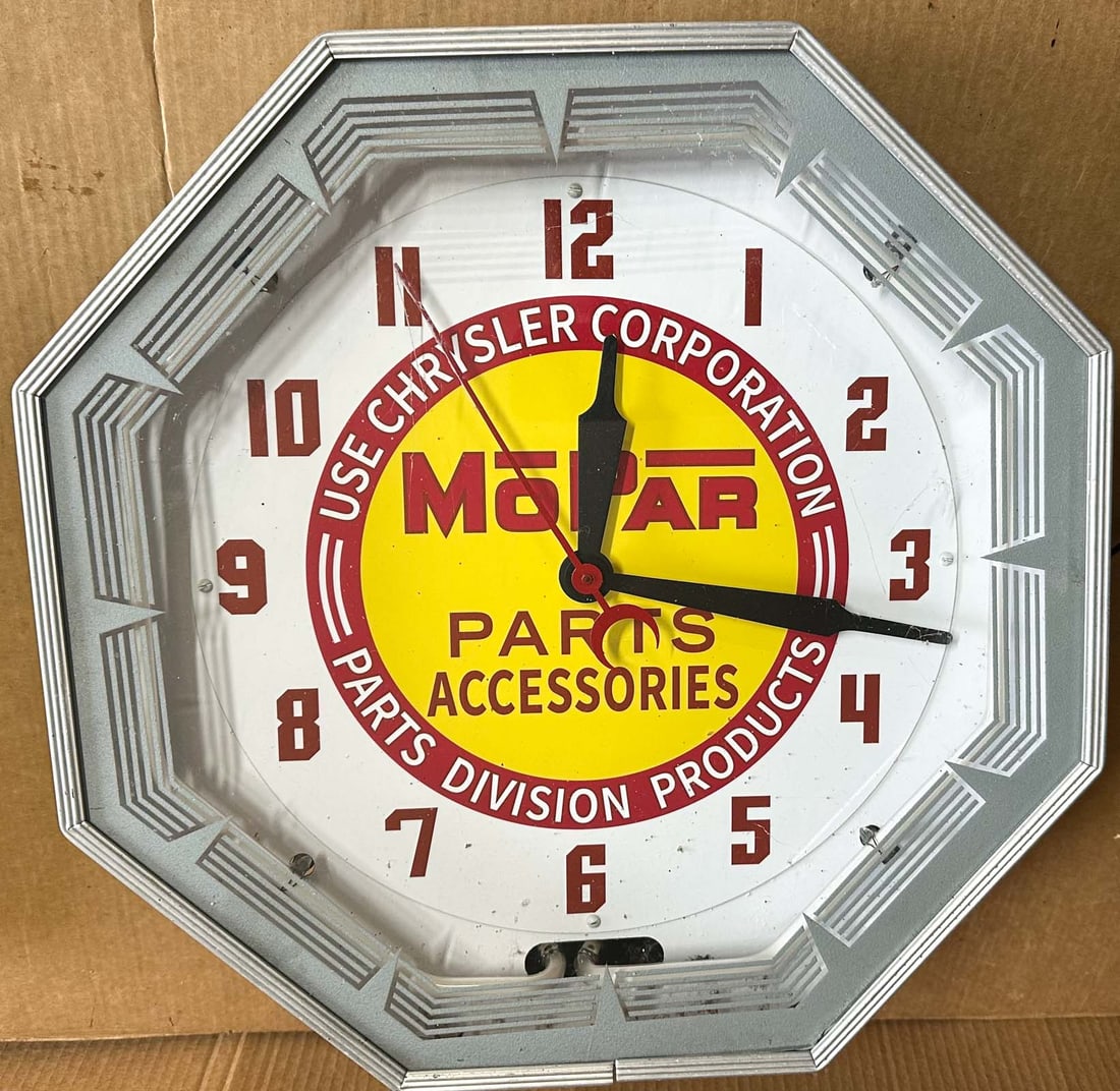 Mopar Clock - 2