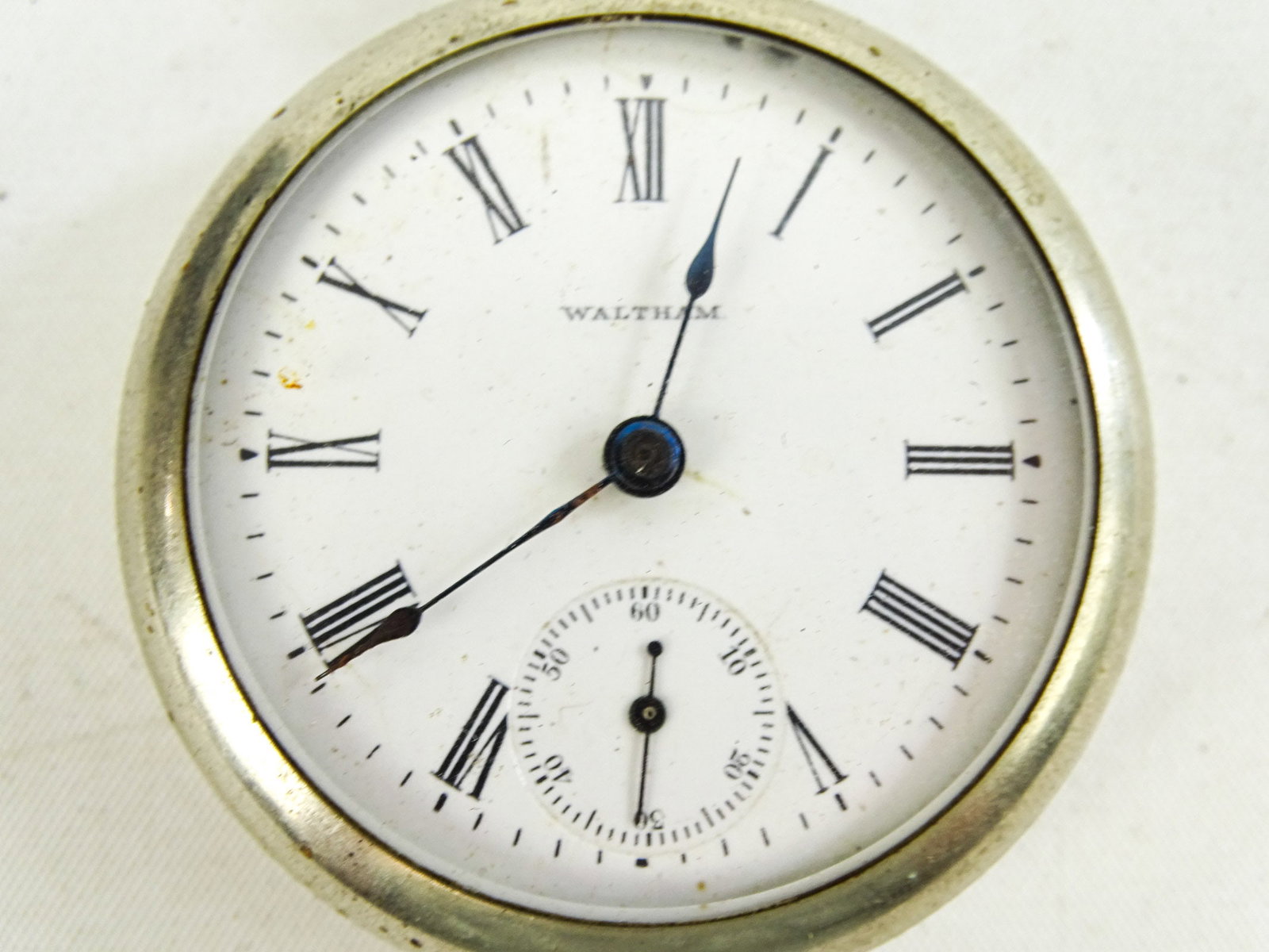 Leather Dashboard Clock - 5