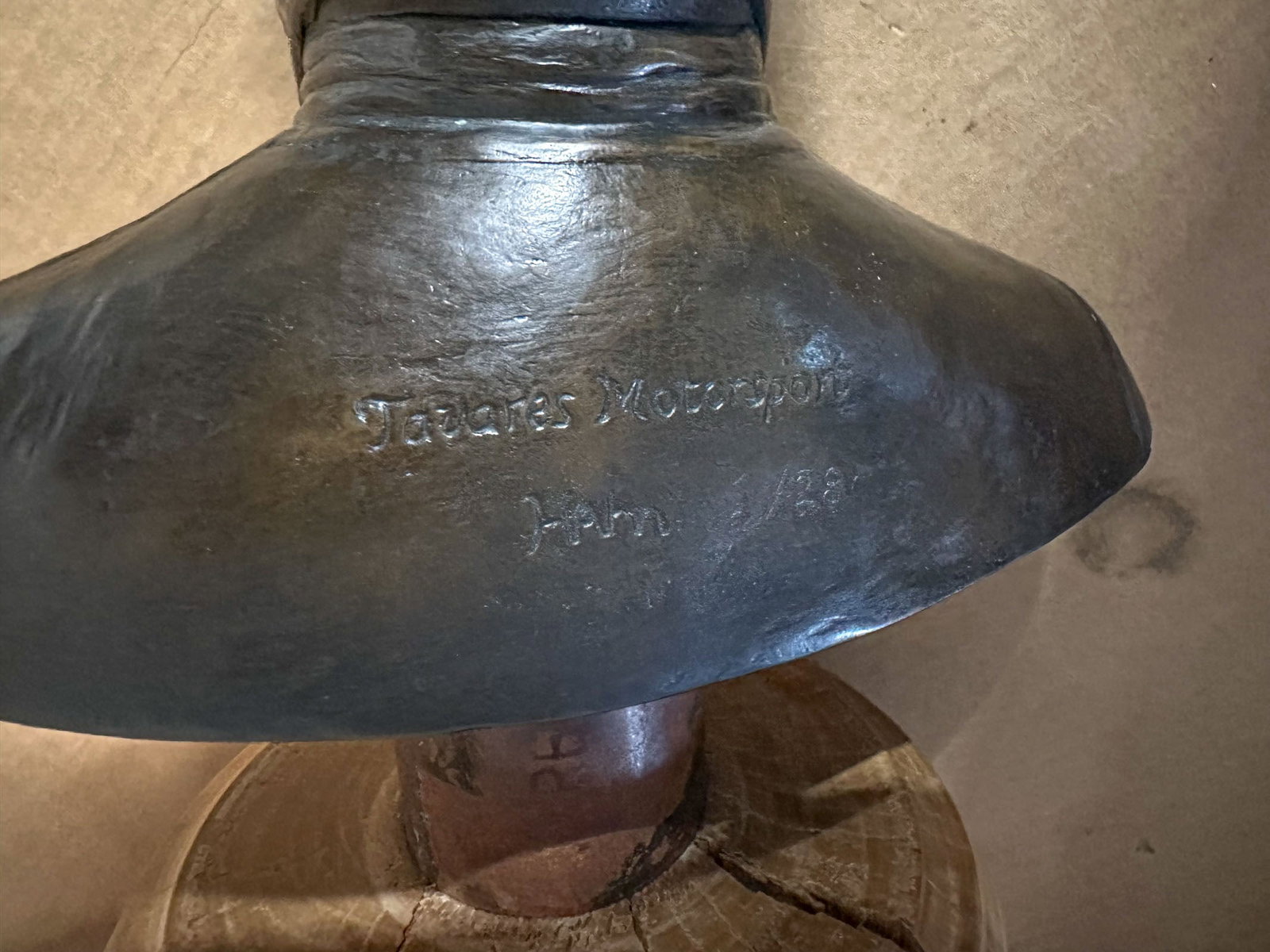 Tazio Nuvolari Bronze - 3