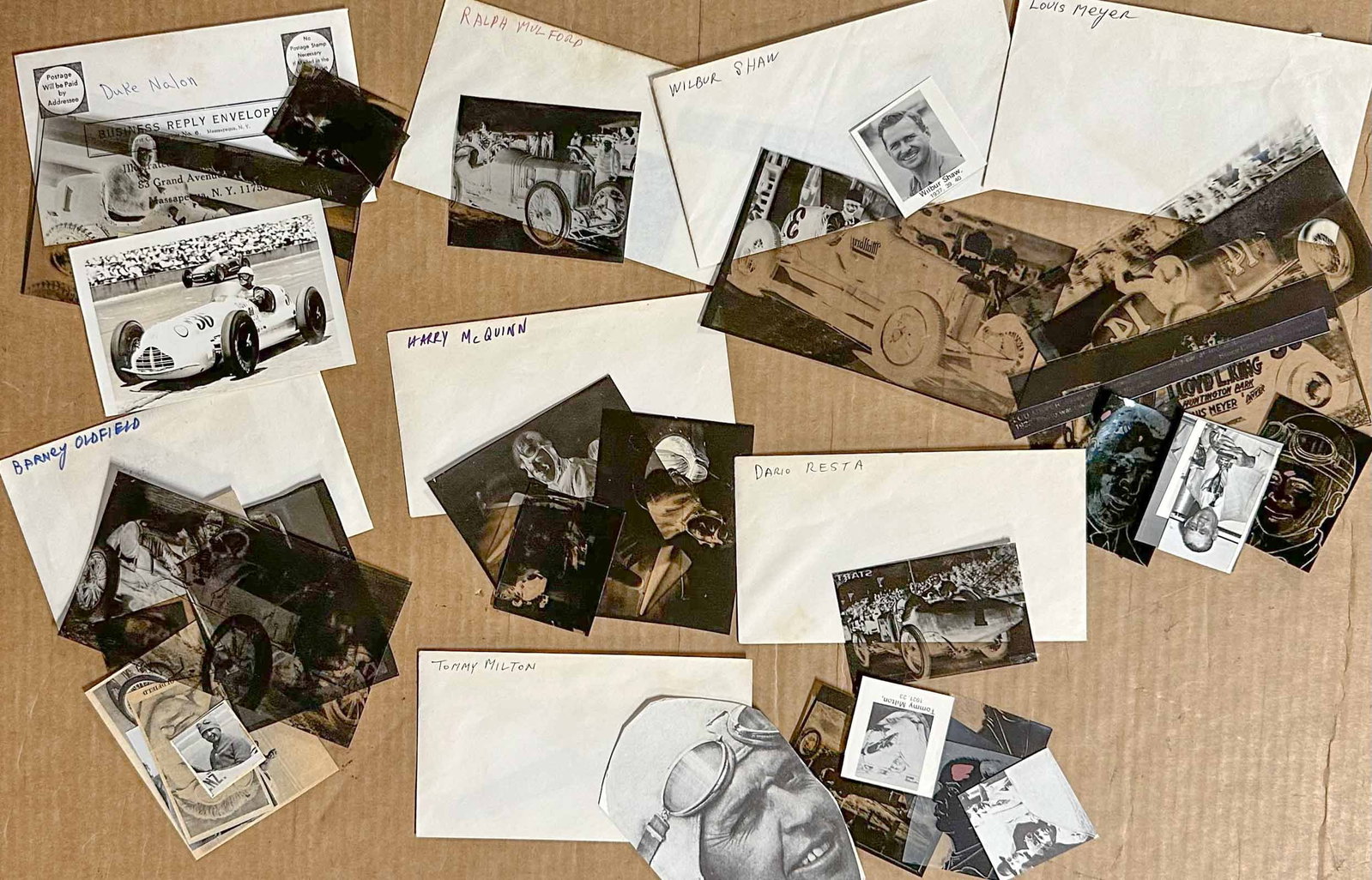 Photograph Lot - 4
