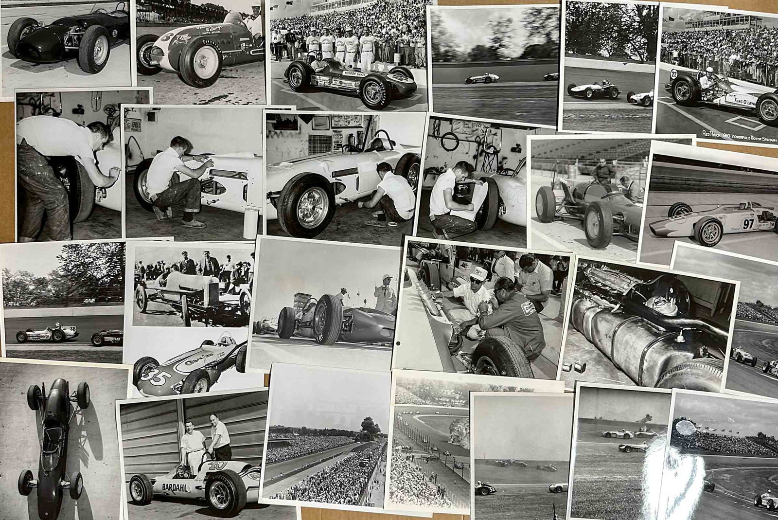 Photograph Lot - 4