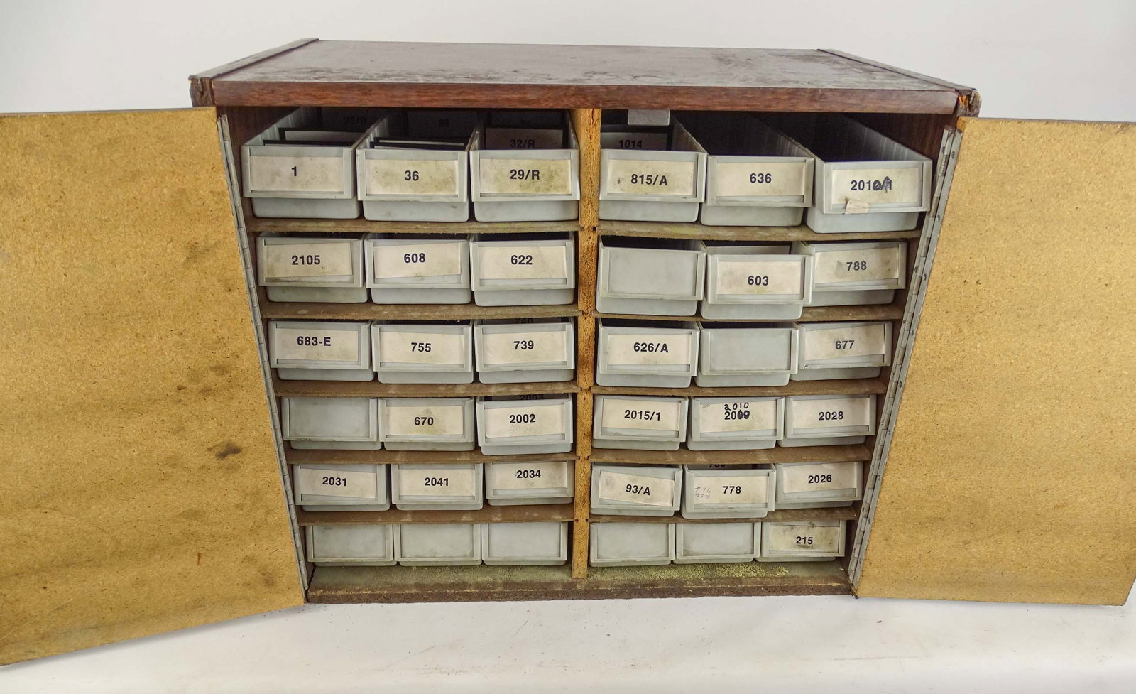 Campagnolo Cabinet - 4