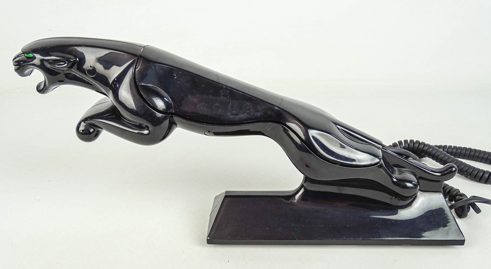 Jaguar Telephone - 5