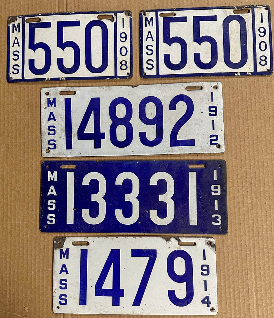 License Plates: Five Massachusetts porcelain license plates, pair of 1908 #550, 1912, 1913, 1914.