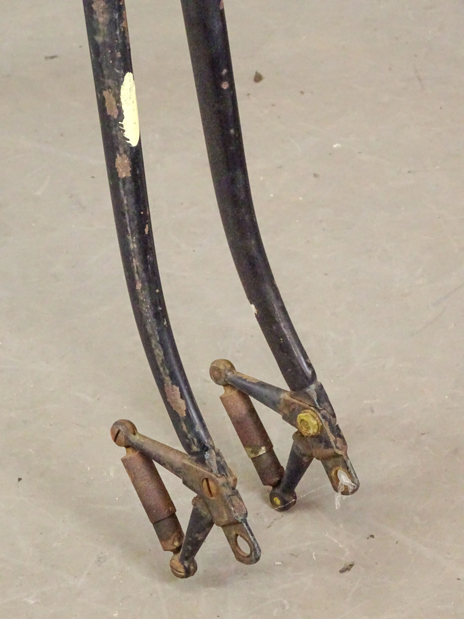 Tribune Chainless Safety Frame Set - 6