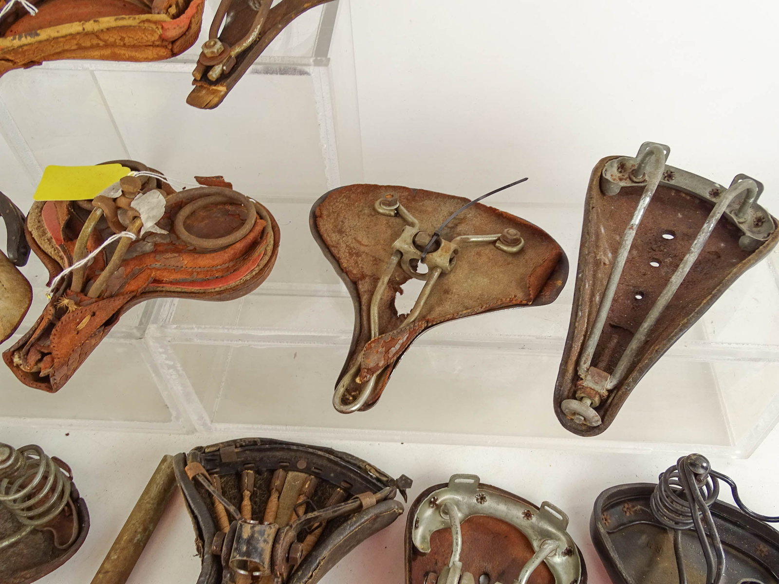 Saddles Hardware Box - 11