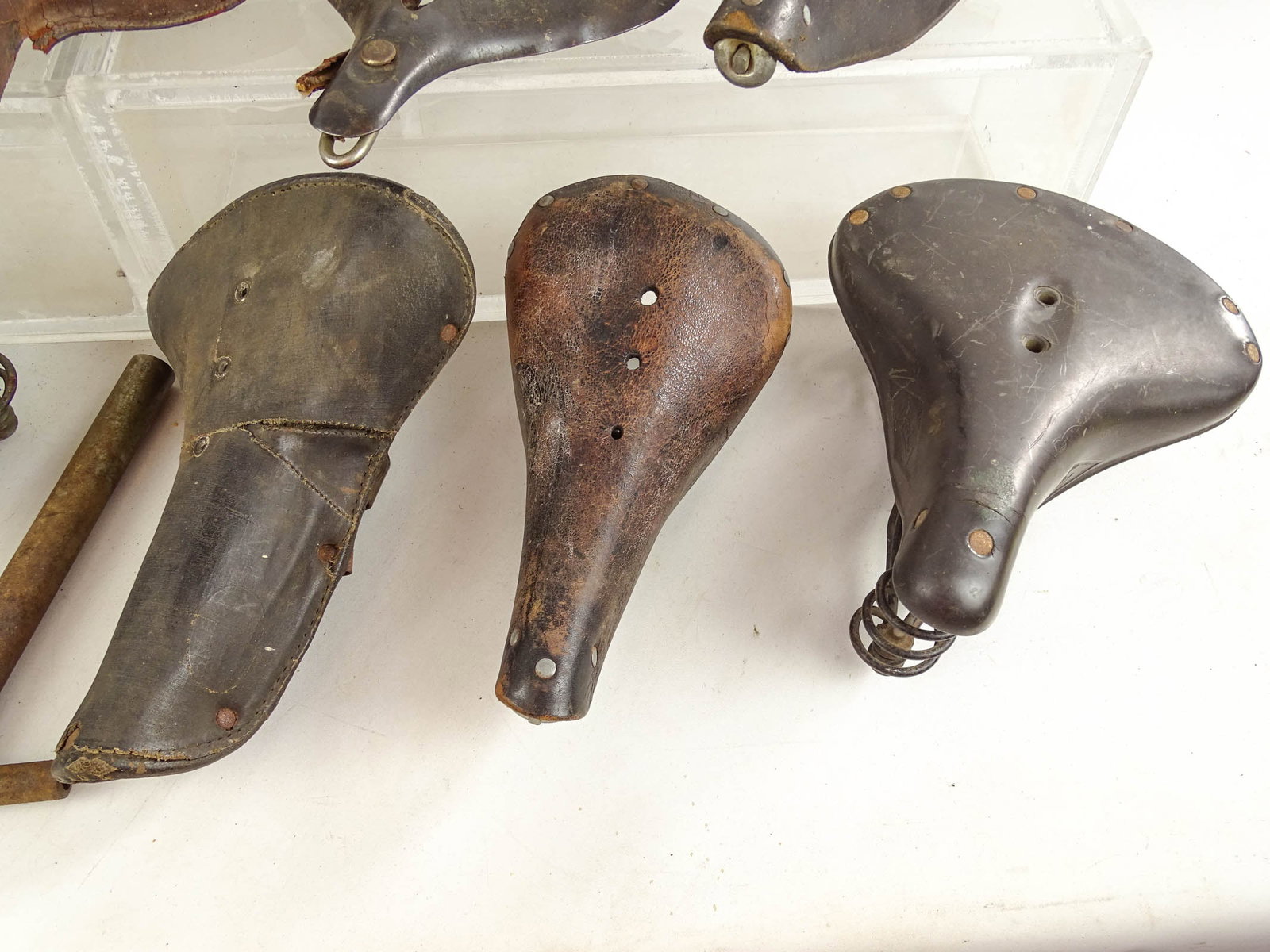 Saddles Hardware Box - 7
